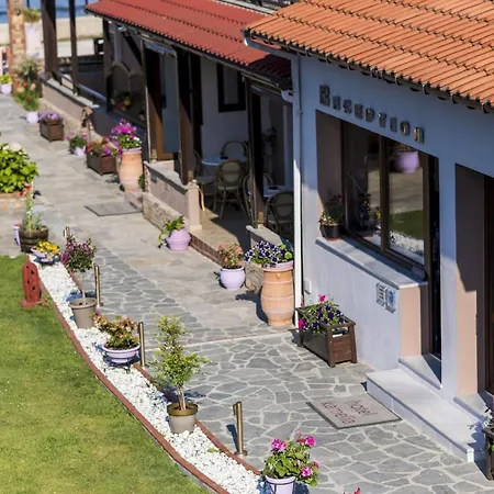 מלון Kamelia & Semeli סקאלה פוטאמיאס