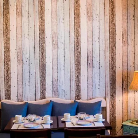 Kamelia & Semeli מלון