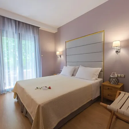 מלון Kamelia & Semeli