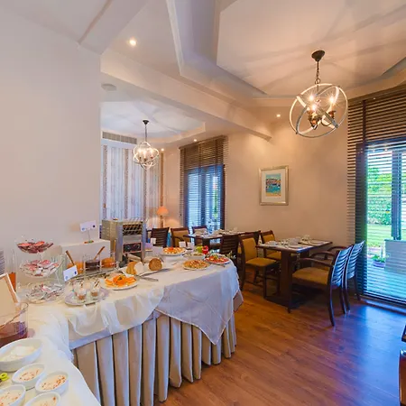 Kamelia & Semeli סקאלה פוטאמיאס