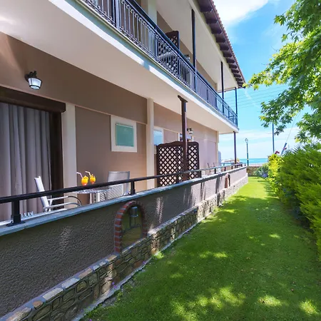 Kamelia & Semeli מלון 2*