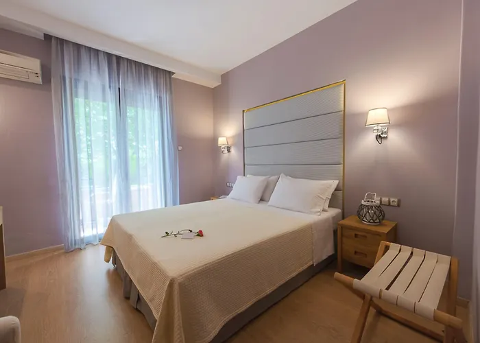 Hotel Kamelia & Semeli