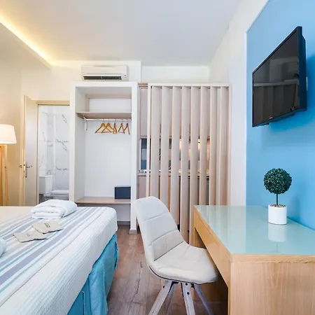 Kamelia & Semeli Hotel 2*