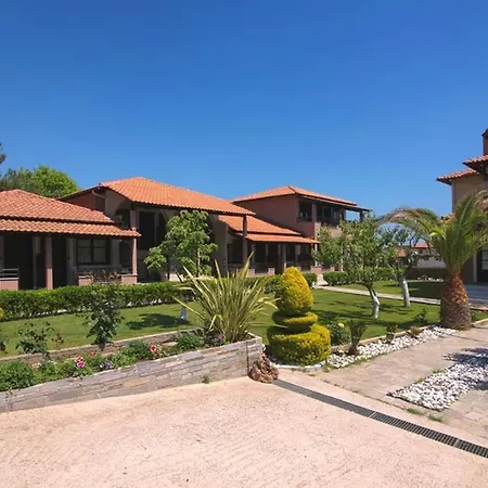 Отель Kamelia & Semeli 2*