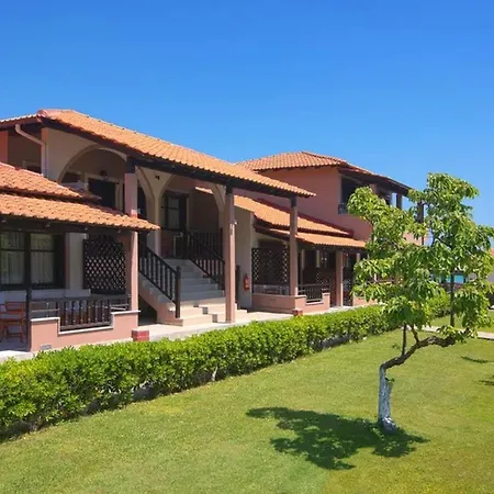 Kamelia & Semeli Скала-Потамиас