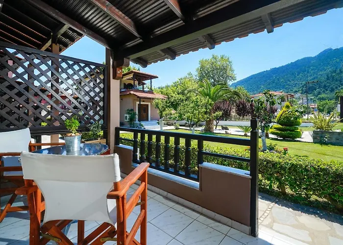 Kamelia & Semeli Hotel 2*