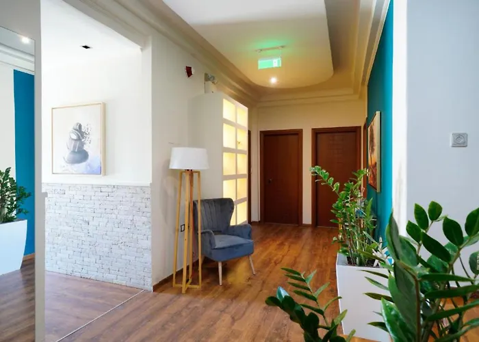 Hotel Kamelia & Semeli